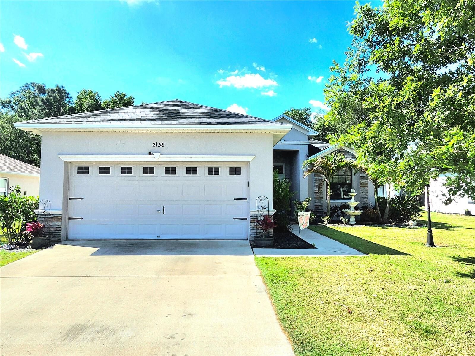 Property Photo:  2158 Mirasol Drive  FL 33881 