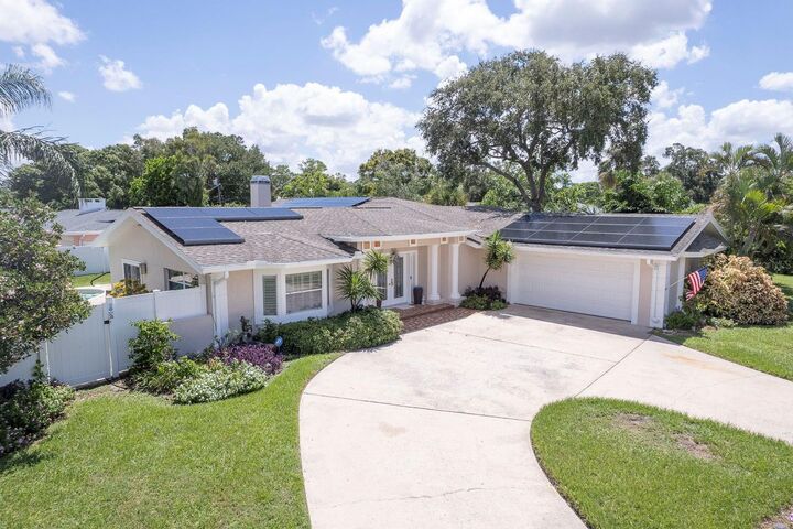 411 Harbor View Lane  Largo FL 33770 photo
