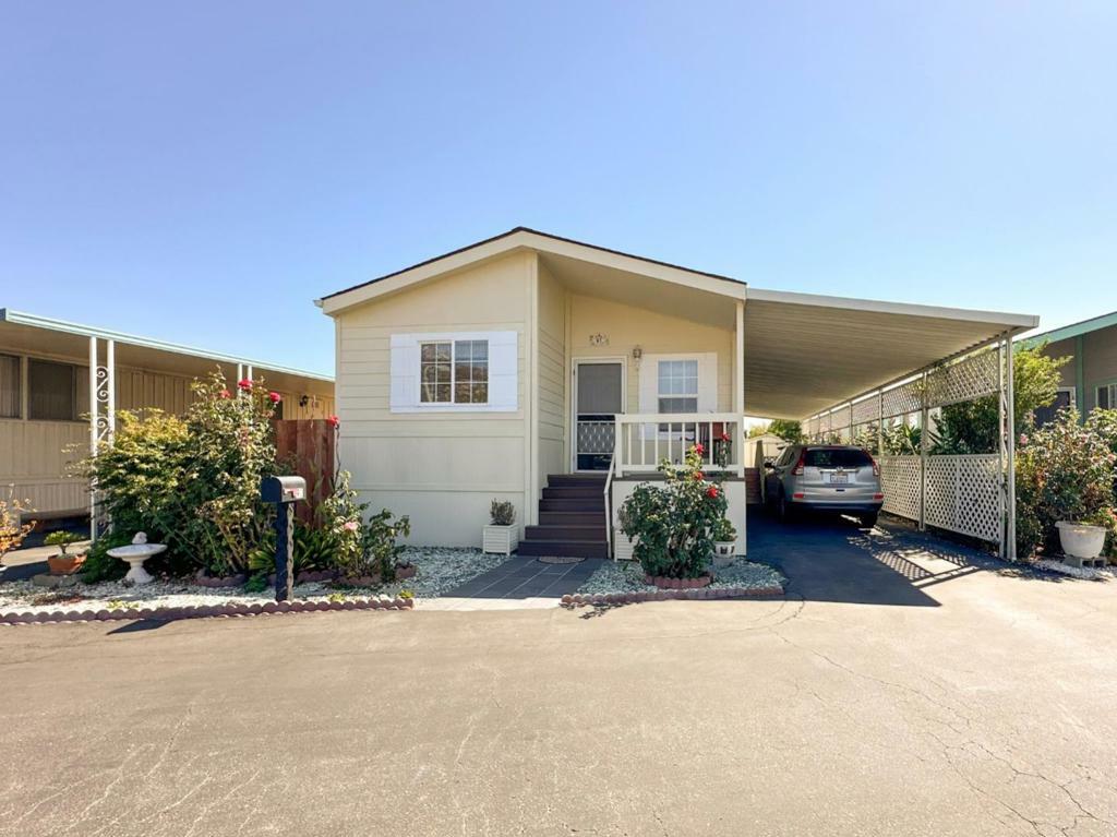 60 Wilson Way  Milpitas CA 95035 photo