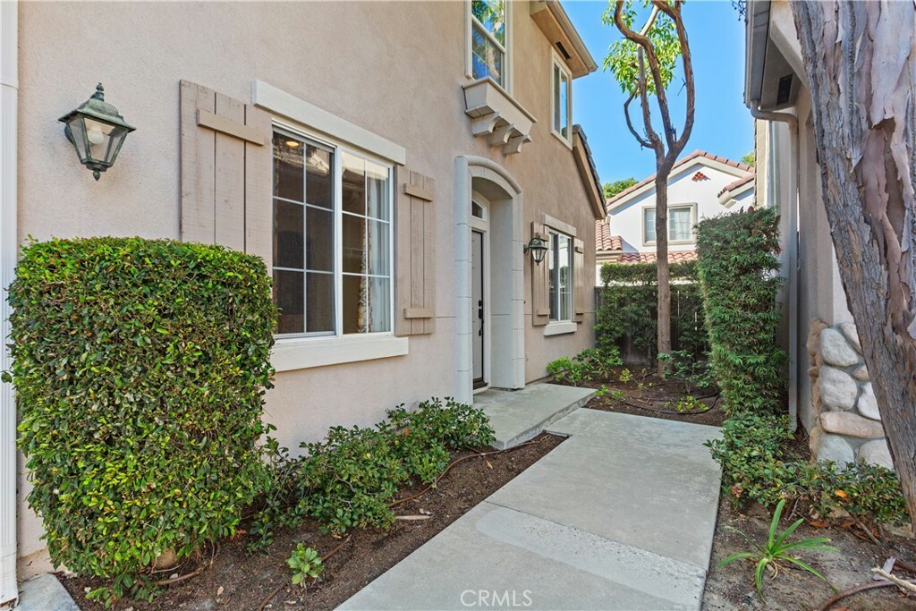 Property Photo:  193 Cherrybrook Lane  CA 92618 