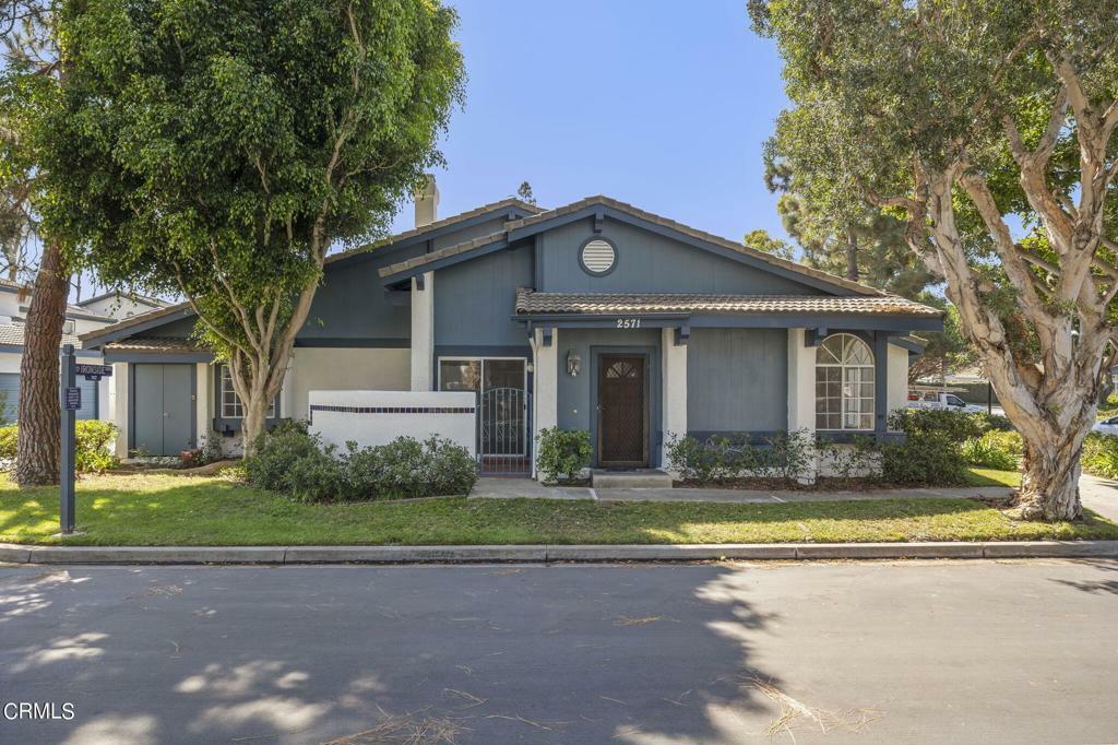 Property Photo:  2571 Ironside  CA 93041 