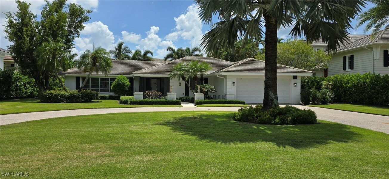 Property Photo:  272 Bahia Point  FL 34103 