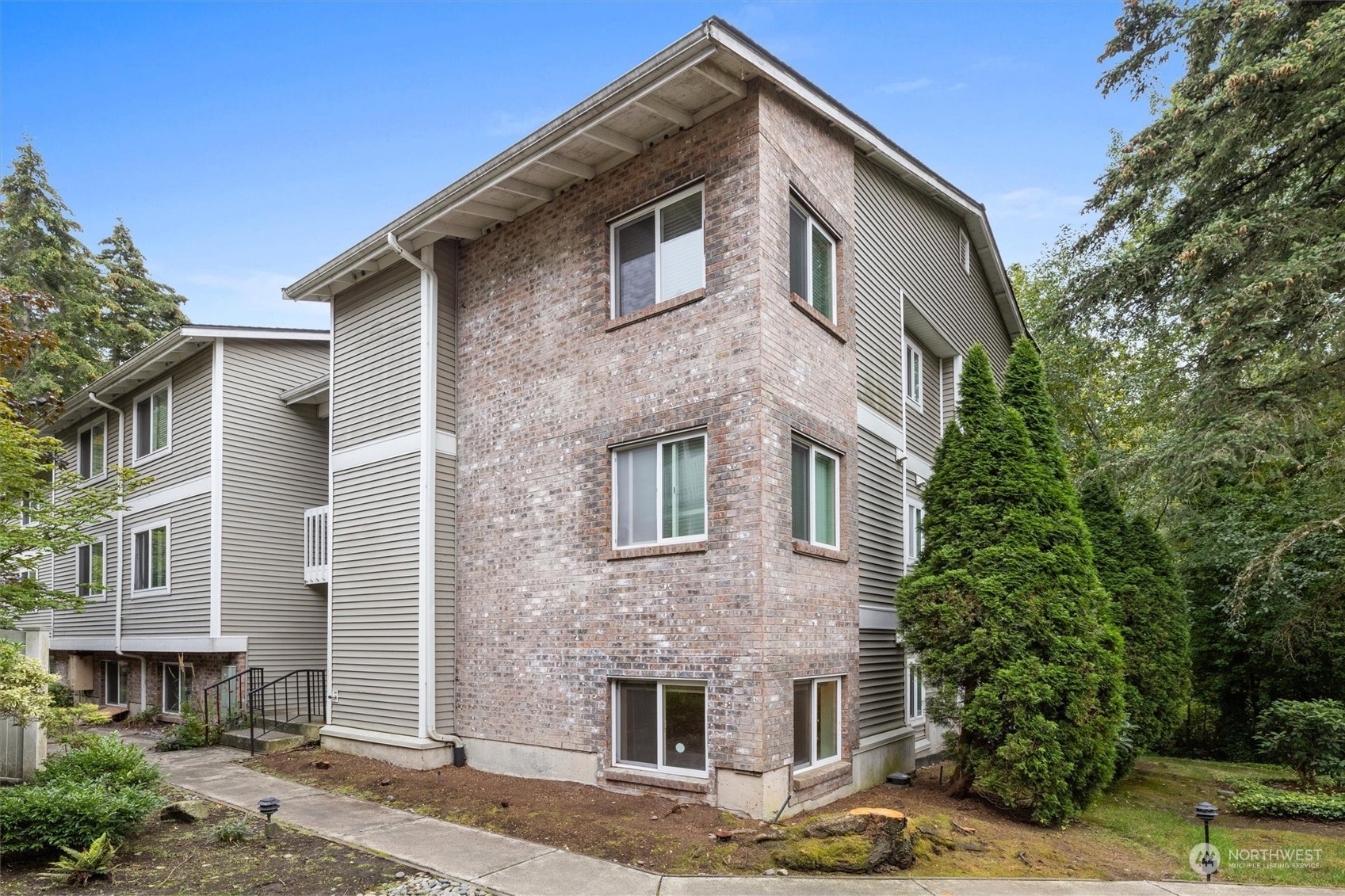 4519 125th Avenue SE A104  Bellevue WA 98006 photo