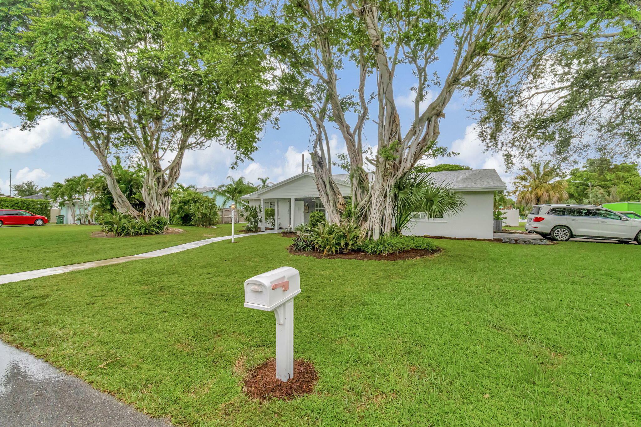 Property Photo:  745 Heron Drive  FL 33444 