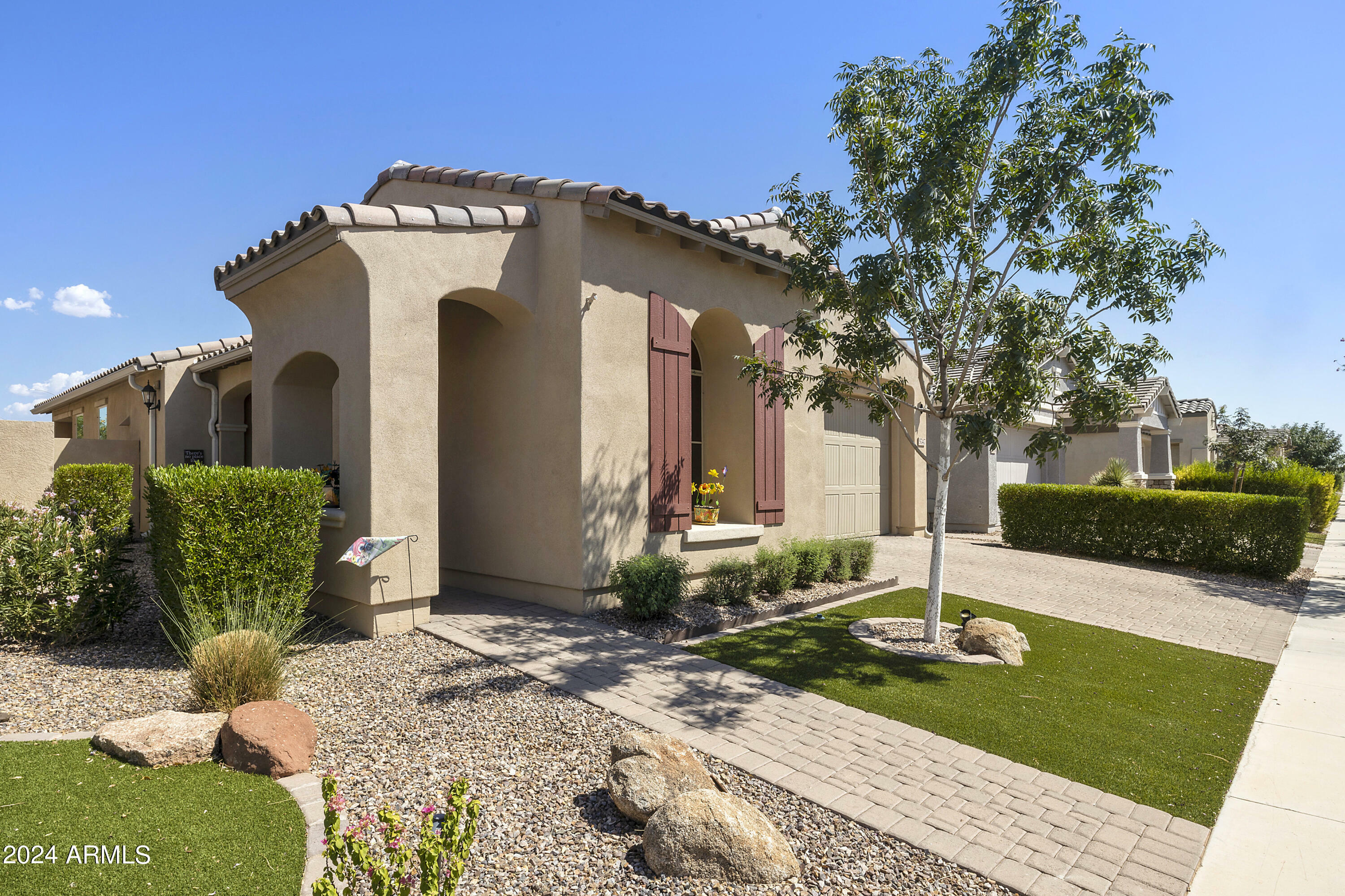 Property Photo:  5747 S Del Rancho --  AZ 85212 