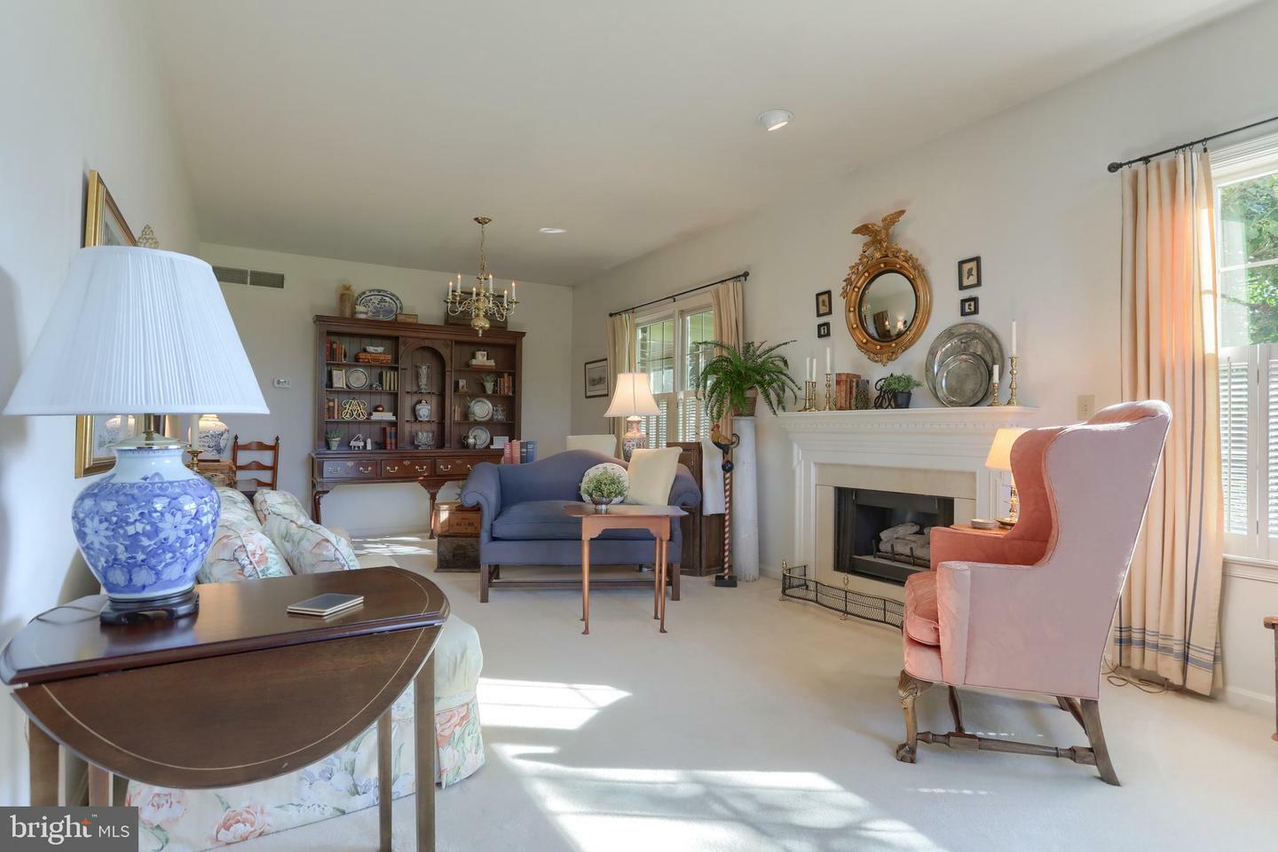 Property Photo:  33 Almond Drive  PA 17033 