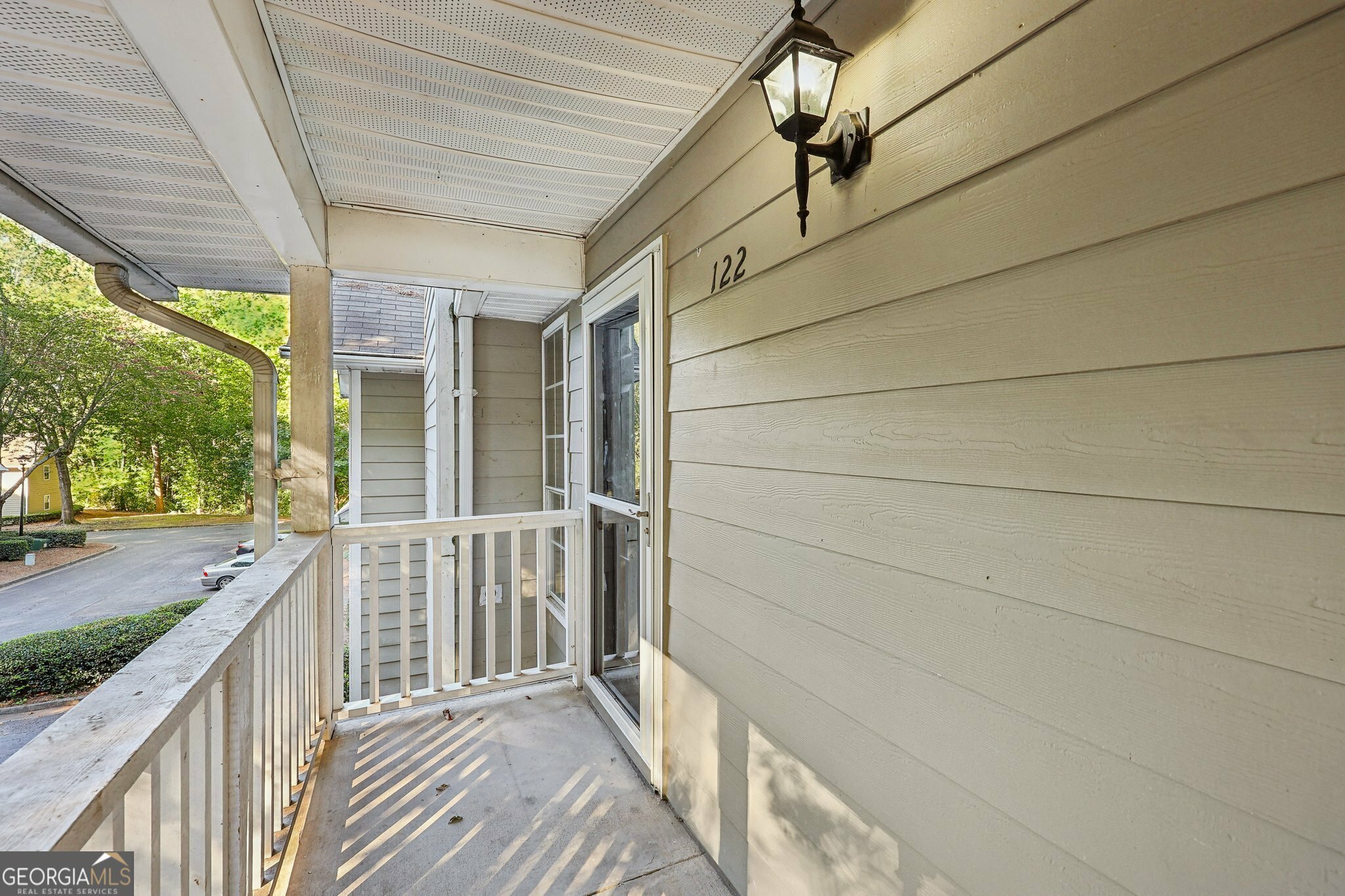 Property Photo:  122 Sterling Court  GA 30004 