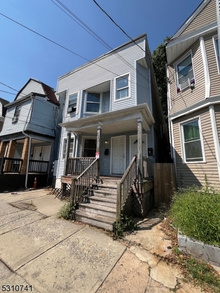 Property Photo:  489 S 17th St  NJ 07103 