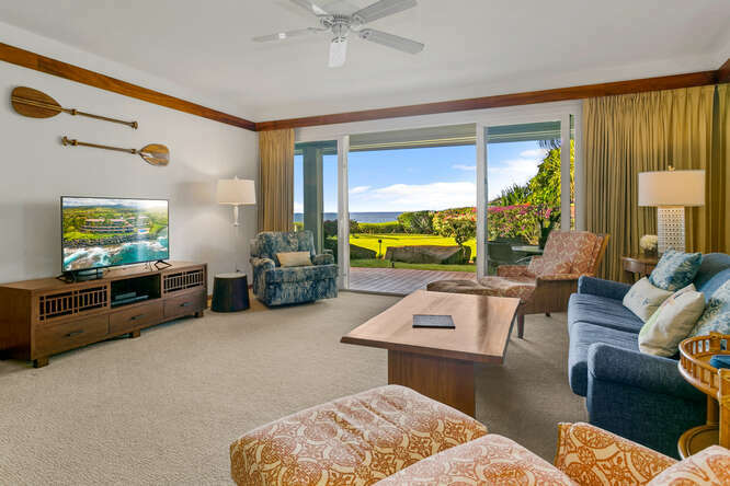 Property Photo:  2640 Puuholo Rd 111  HI 96756 