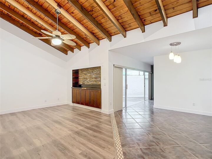 Property Photo:  2715 Foxfire Court  FL 33761 