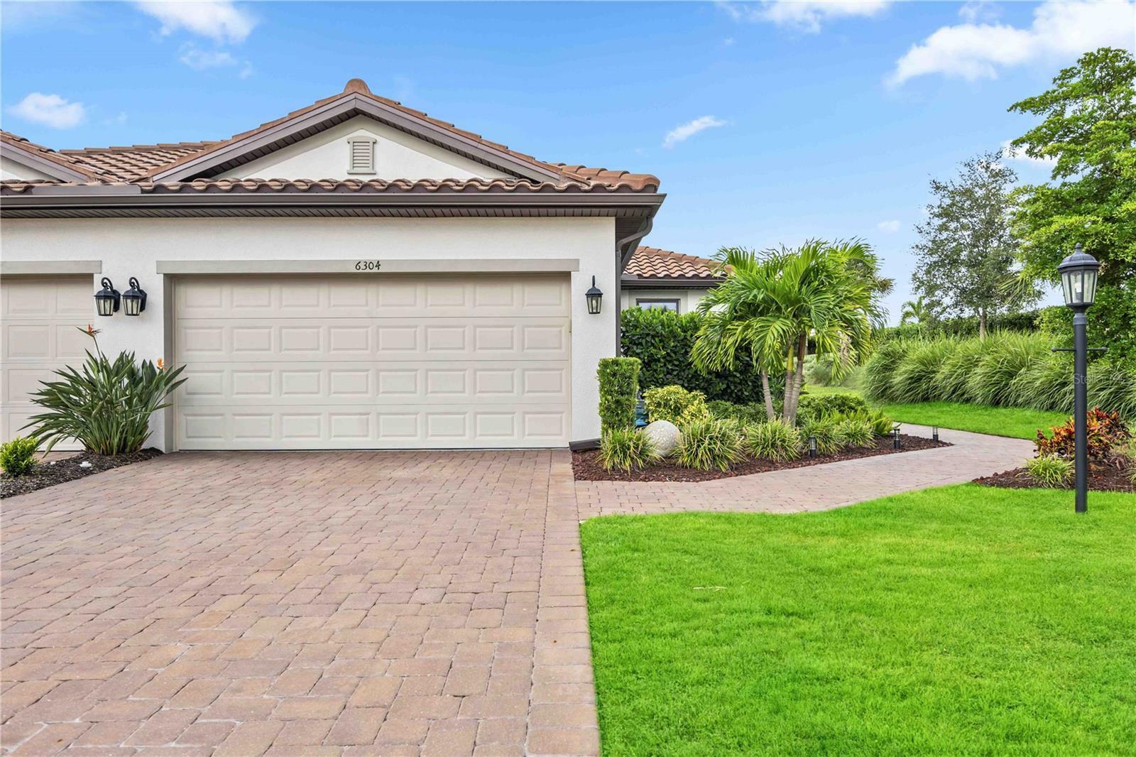 Property Photo:  6304 Plateau Court  FL 34203 