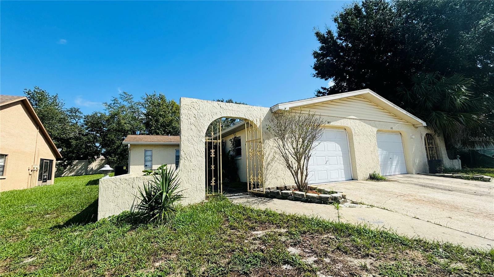 Property Photo:  7451 Canterbury Street  FL 34606 