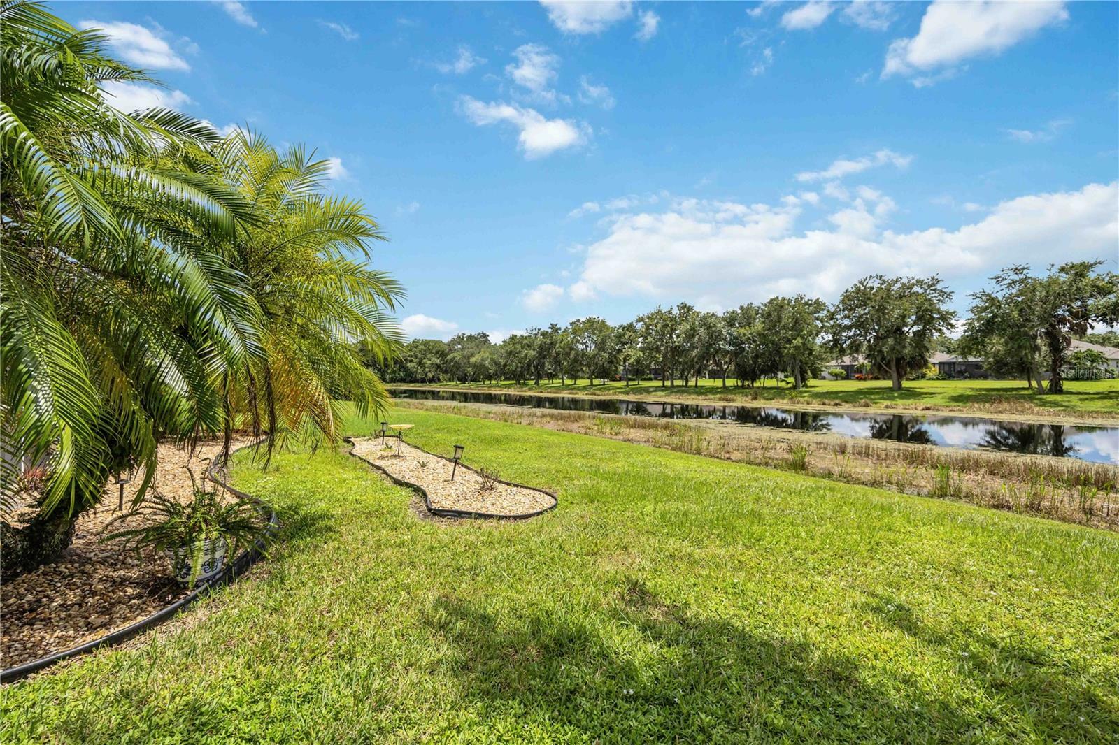 Property Photo:  432 Snapdragon Loop  FL 34212 