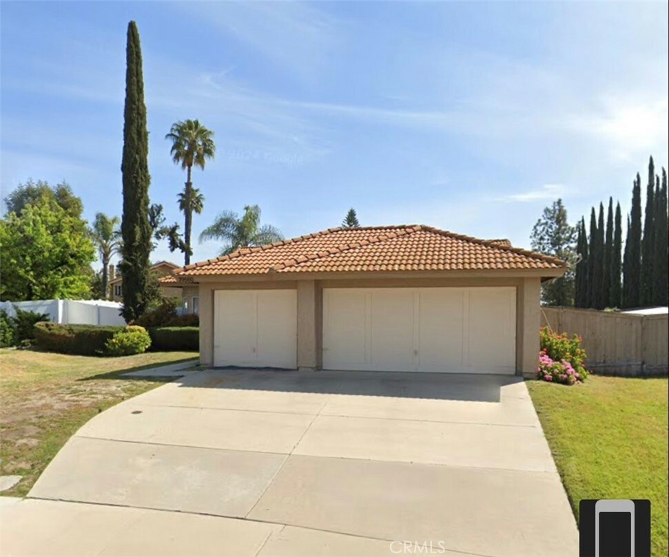 Property Photo:  39560 Glenwood Court  CA 92563 