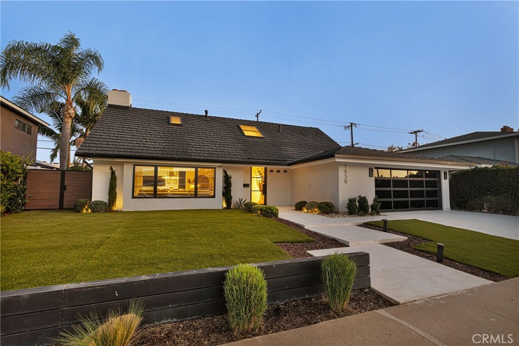 Property Photo:  1859 Pitcairn Drive  CA 92626 