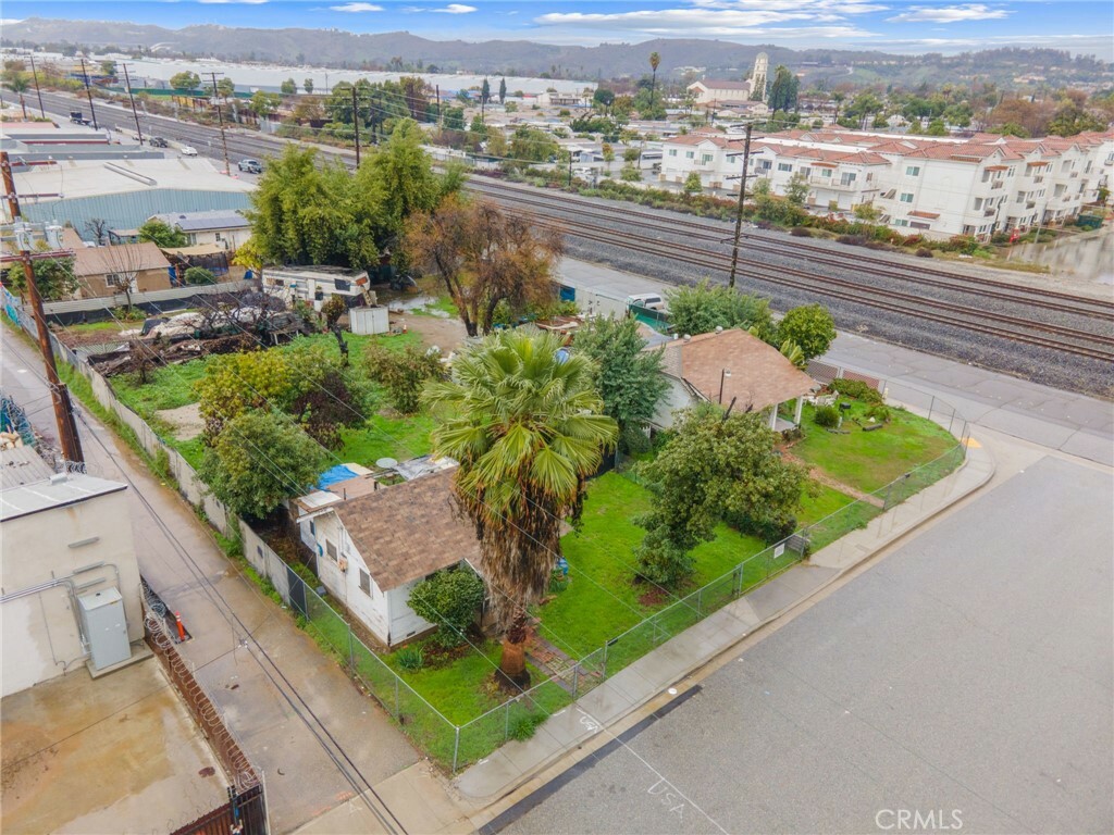 Property Photo:  135 S Myrtle Avenue  CA 91766 