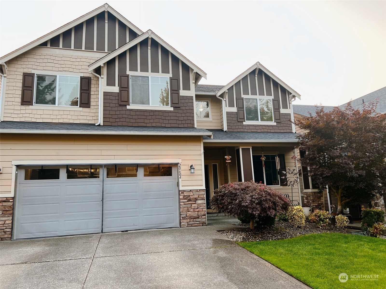 Property Photo:  20604 95th Avenue Ct E  WA 98338 