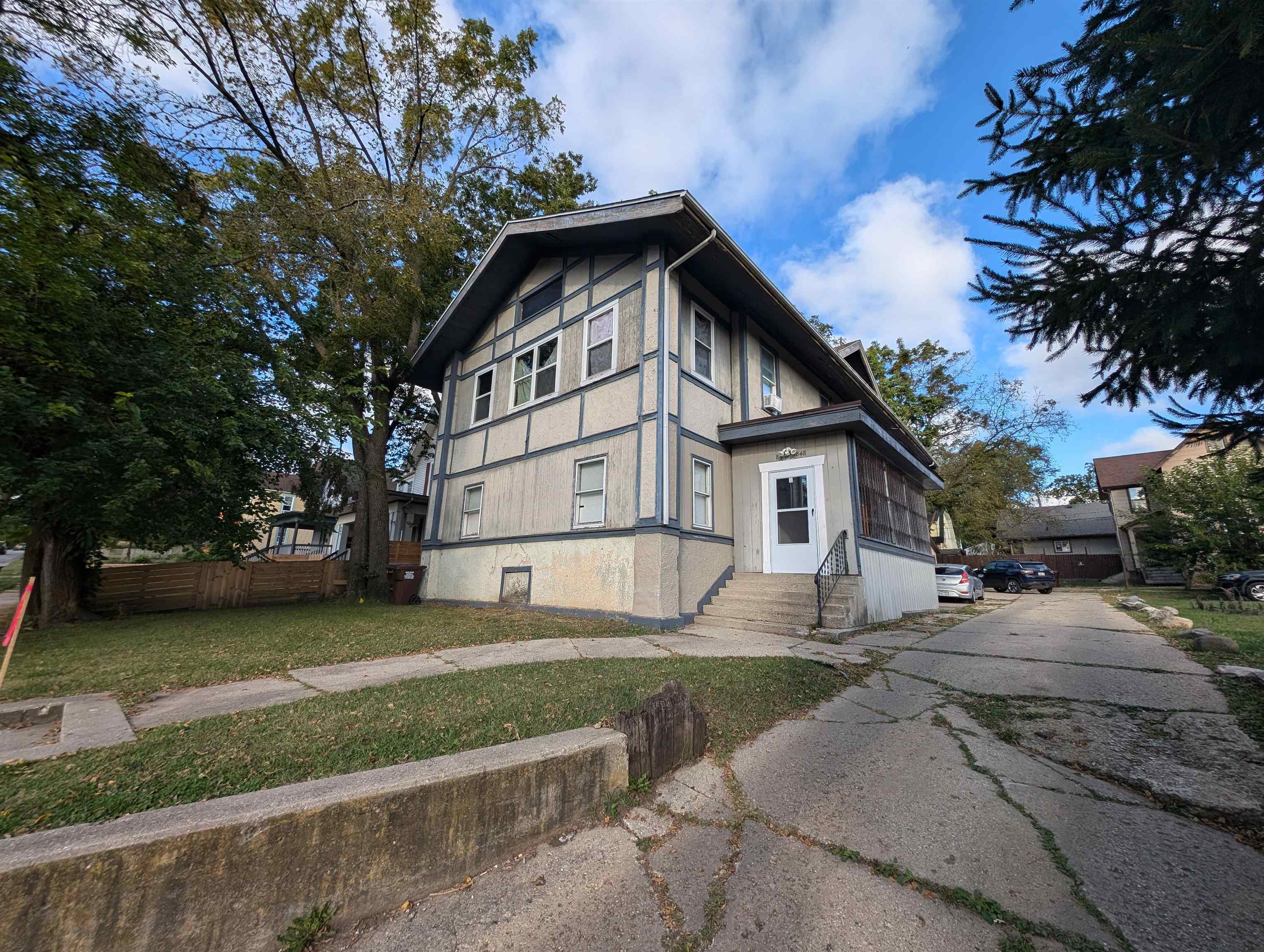 Property Photo:  848 Court Street  IL 61103 