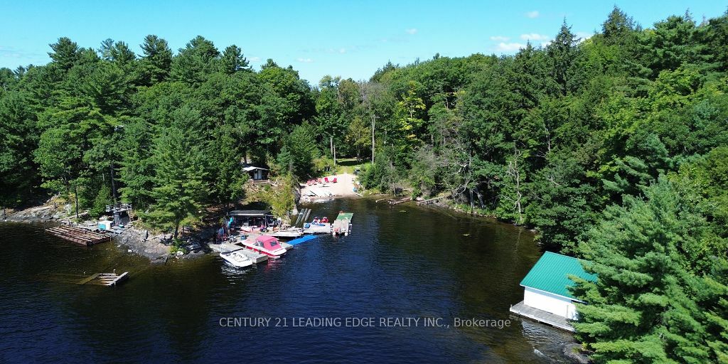 Property Photo:  2077 Lake Muskoka  ON P0C 1M0 