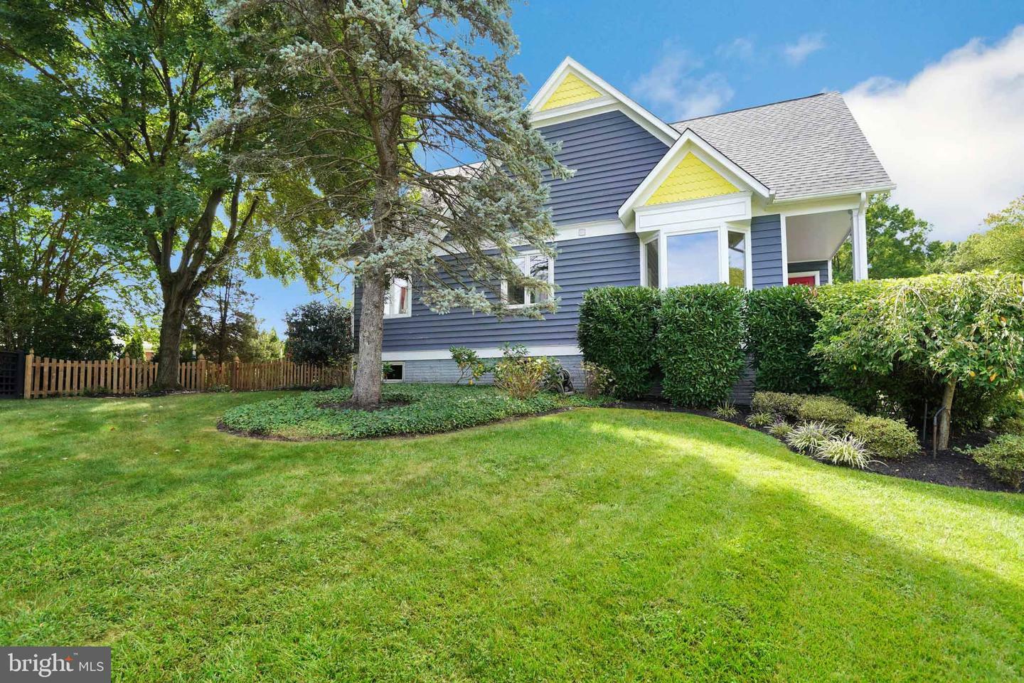 2015 Swan Terrace  Alexandria VA 22307 photo
