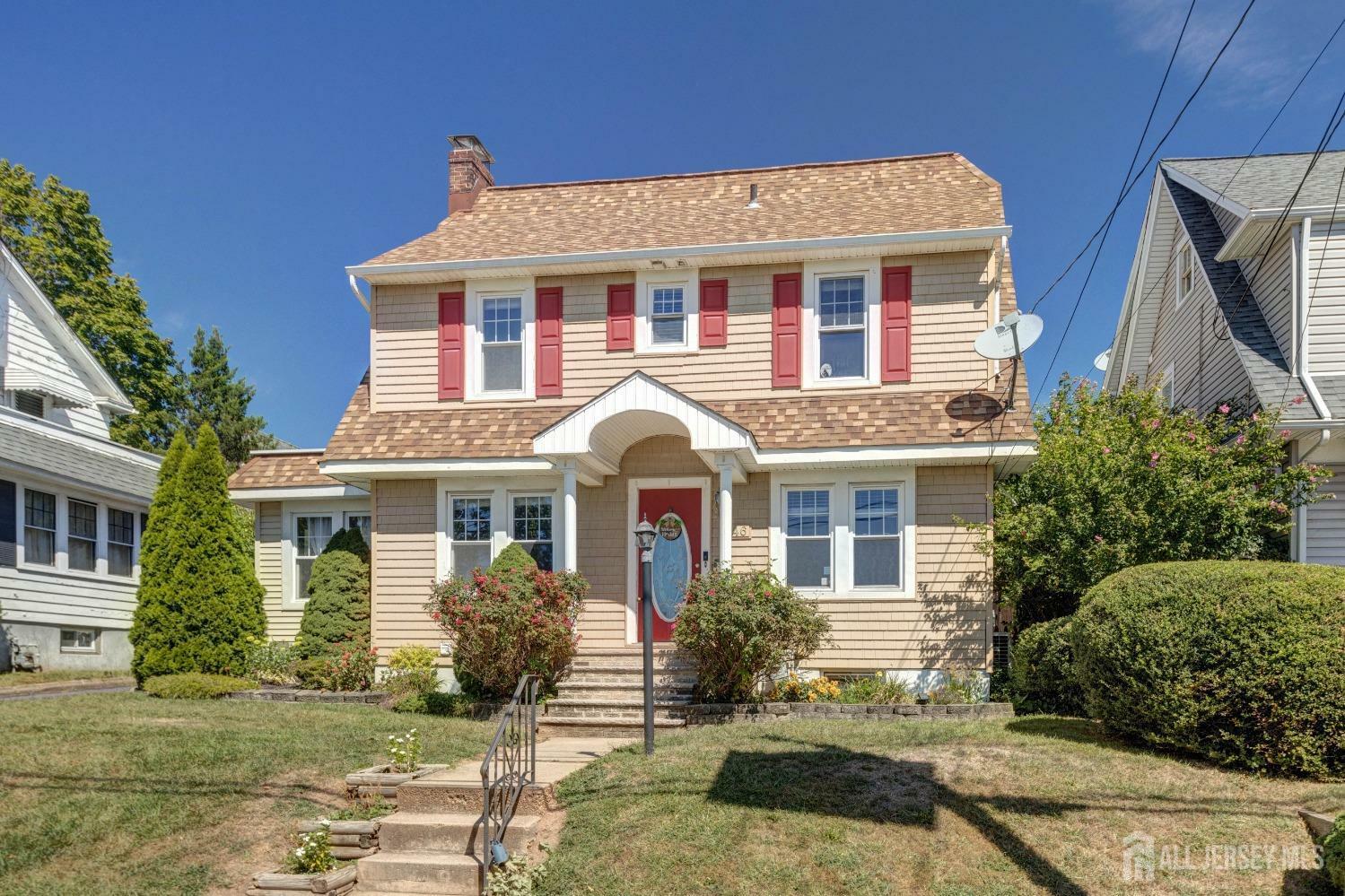 Property Photo:  46 Glencourt Avenue  NJ 08837 