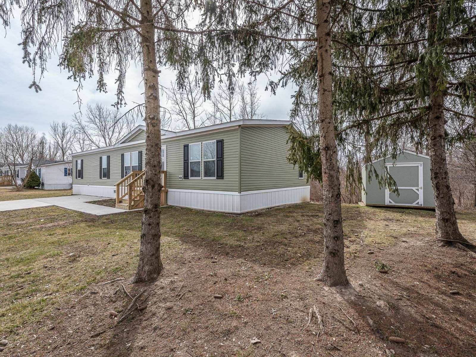 Property Photo:  33151 Fort Road, Lot #62  MI 48173 1194 