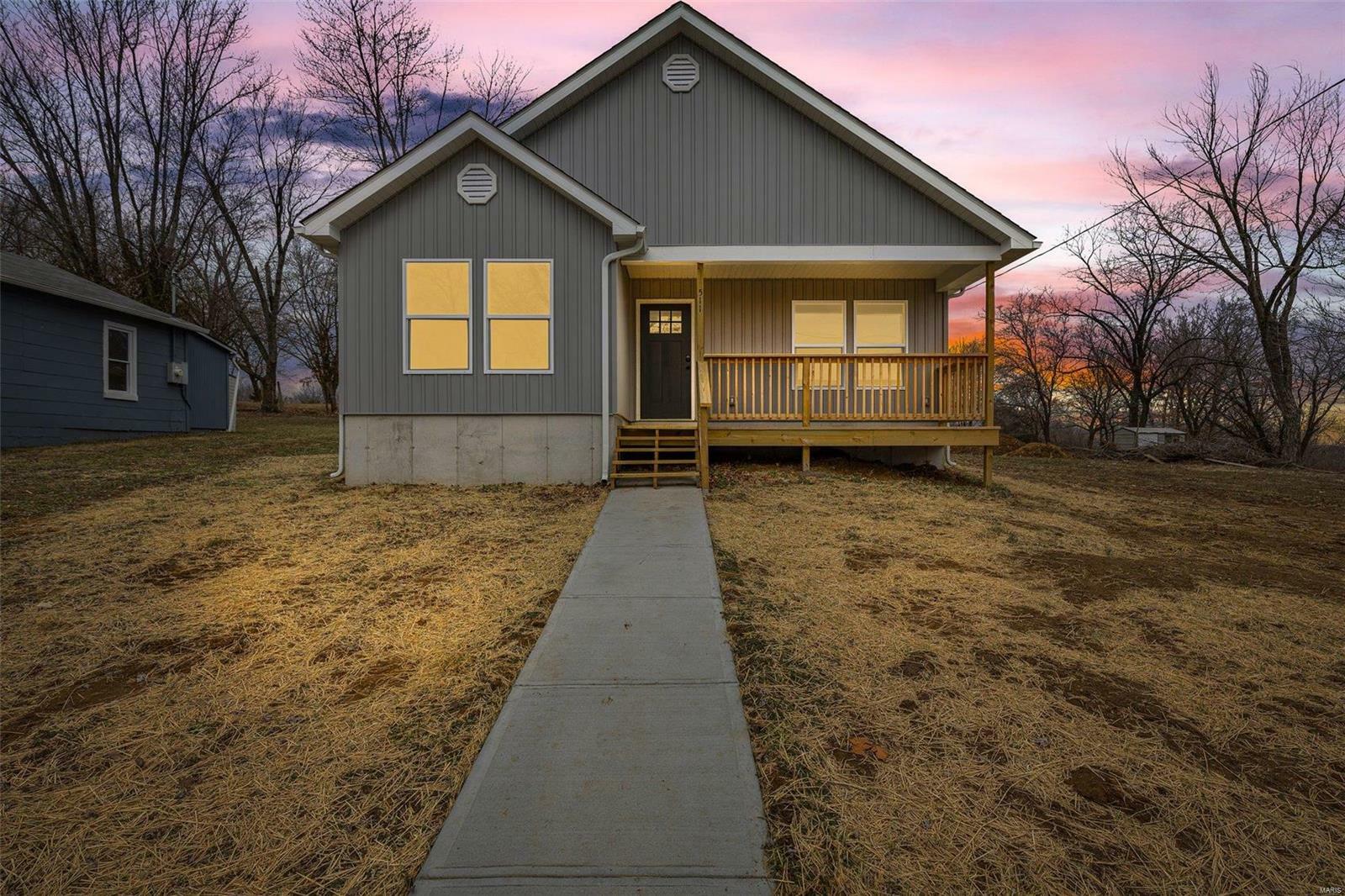 Property Photo: 511 S Norwine Street MO 63628