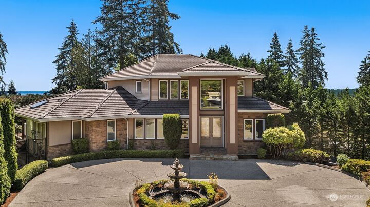 11627 82nd Avenue NE  Kirkland WA 98034 photo