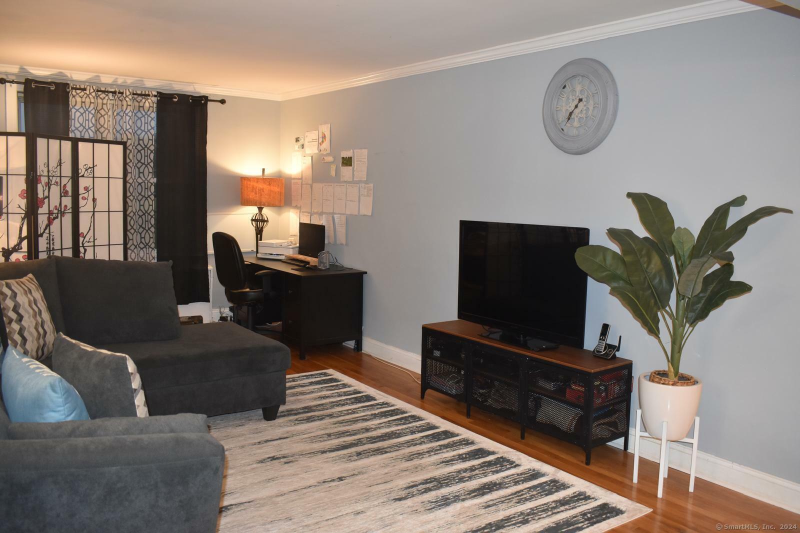 Property Photo:  50 Fairview Avenue Apt 2C  CT 06850 