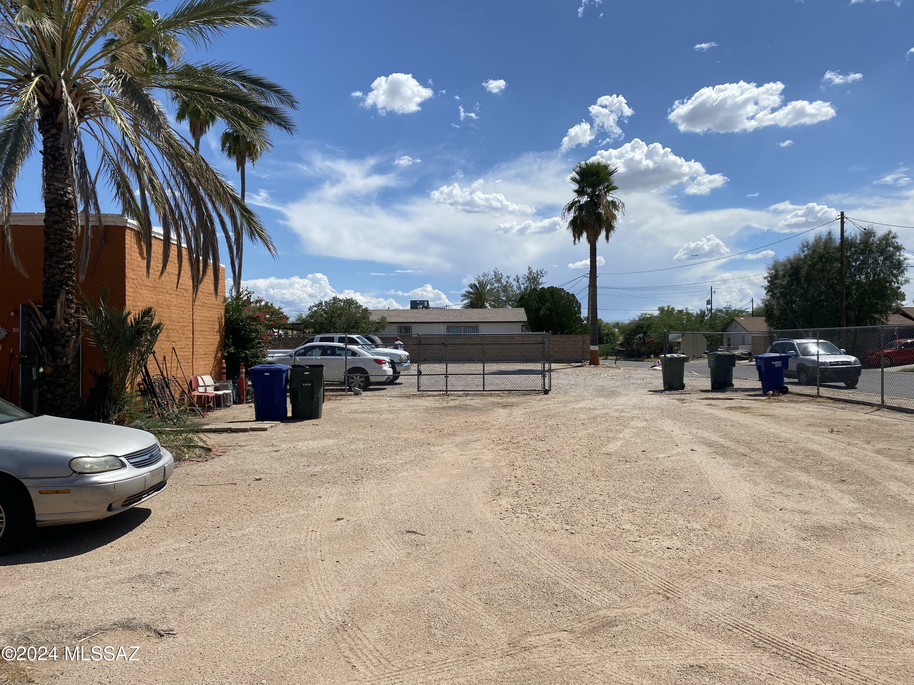 Property Photo:  310 E Ajo Way  AZ 85713 