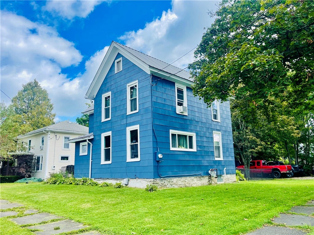 Property Photo:  2 Scott Street  NY 14572 