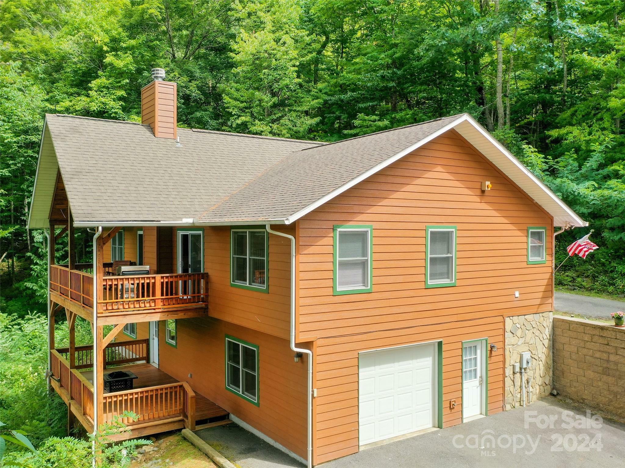 Property Photo:  2629 Fie Top Road  NC 28751 