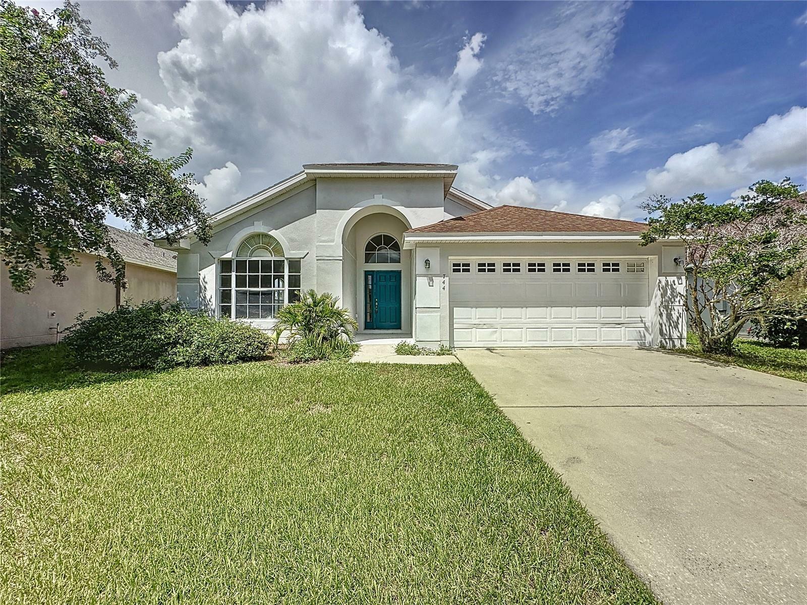 Property Photo:  744 Stonewyk Way  FL 34744 