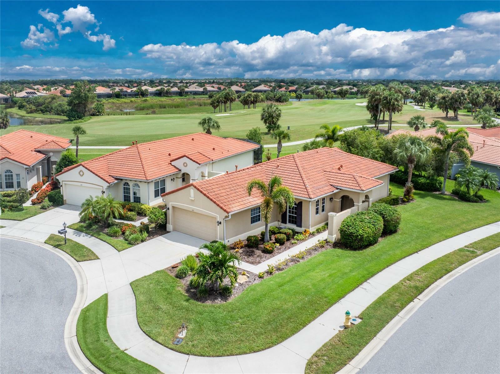 Property Photo: 122 Tiziano Way FL 34275