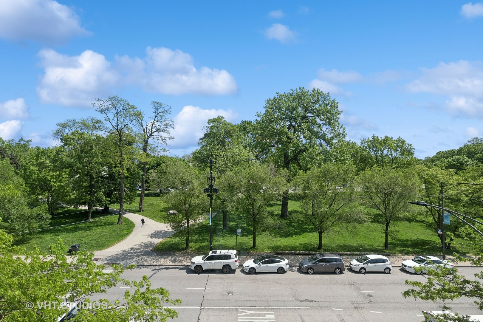 Property Photo:  1850 N Clark Street 405  IL 60614 