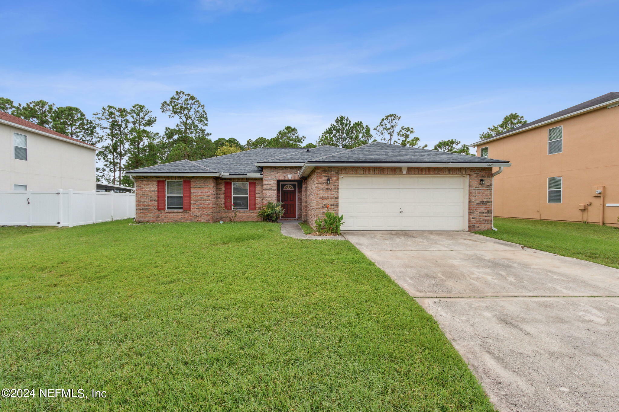 Property Photo:  2534 Britney Lakes Lane  FL 32221 