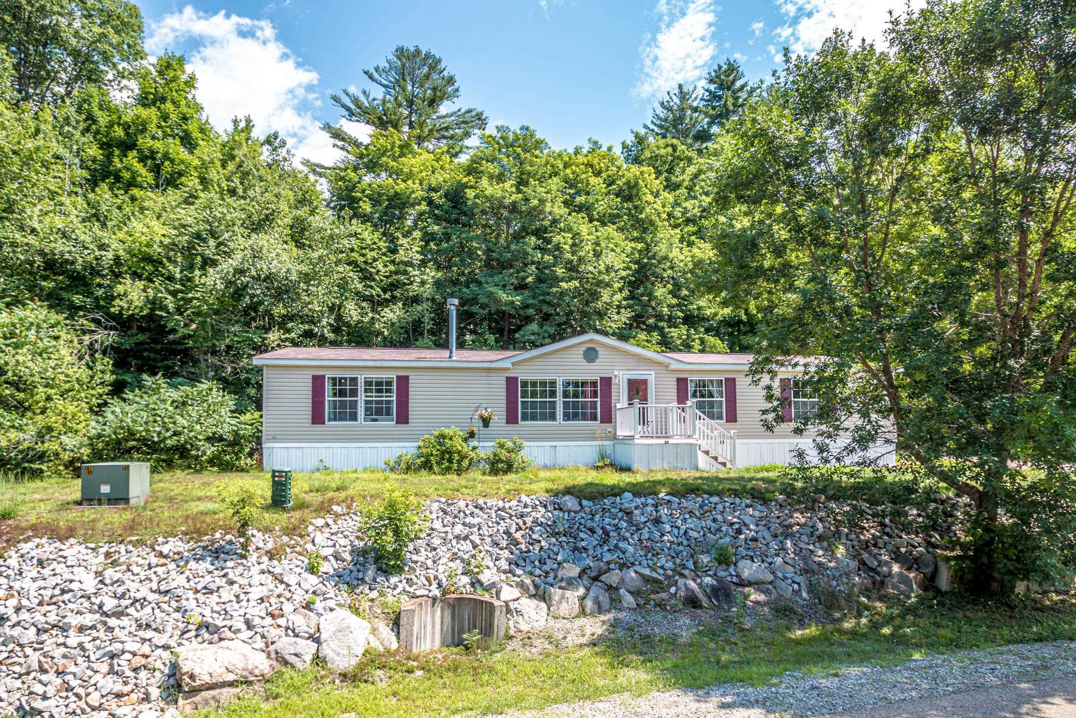 Property Photo:  20 Lighthouse Lane  NH 03818 