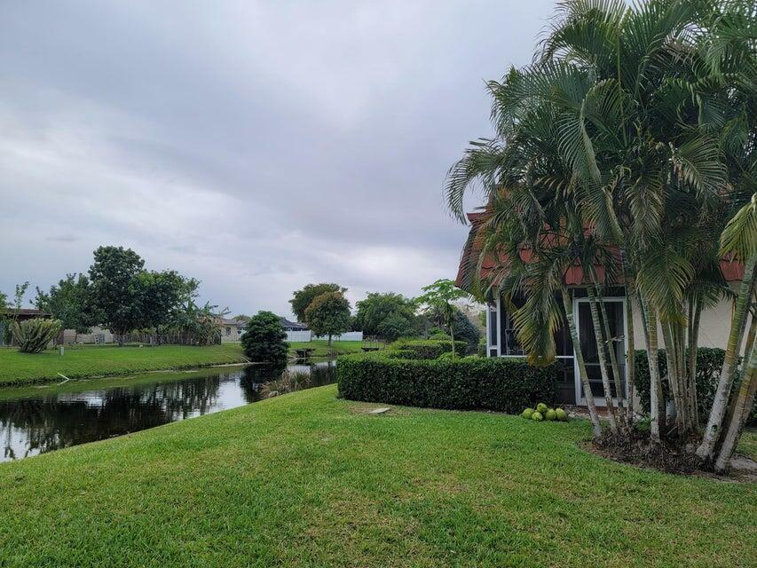 Property Photo:  12015 Greenway 101 Circle S 101  FL 33411 