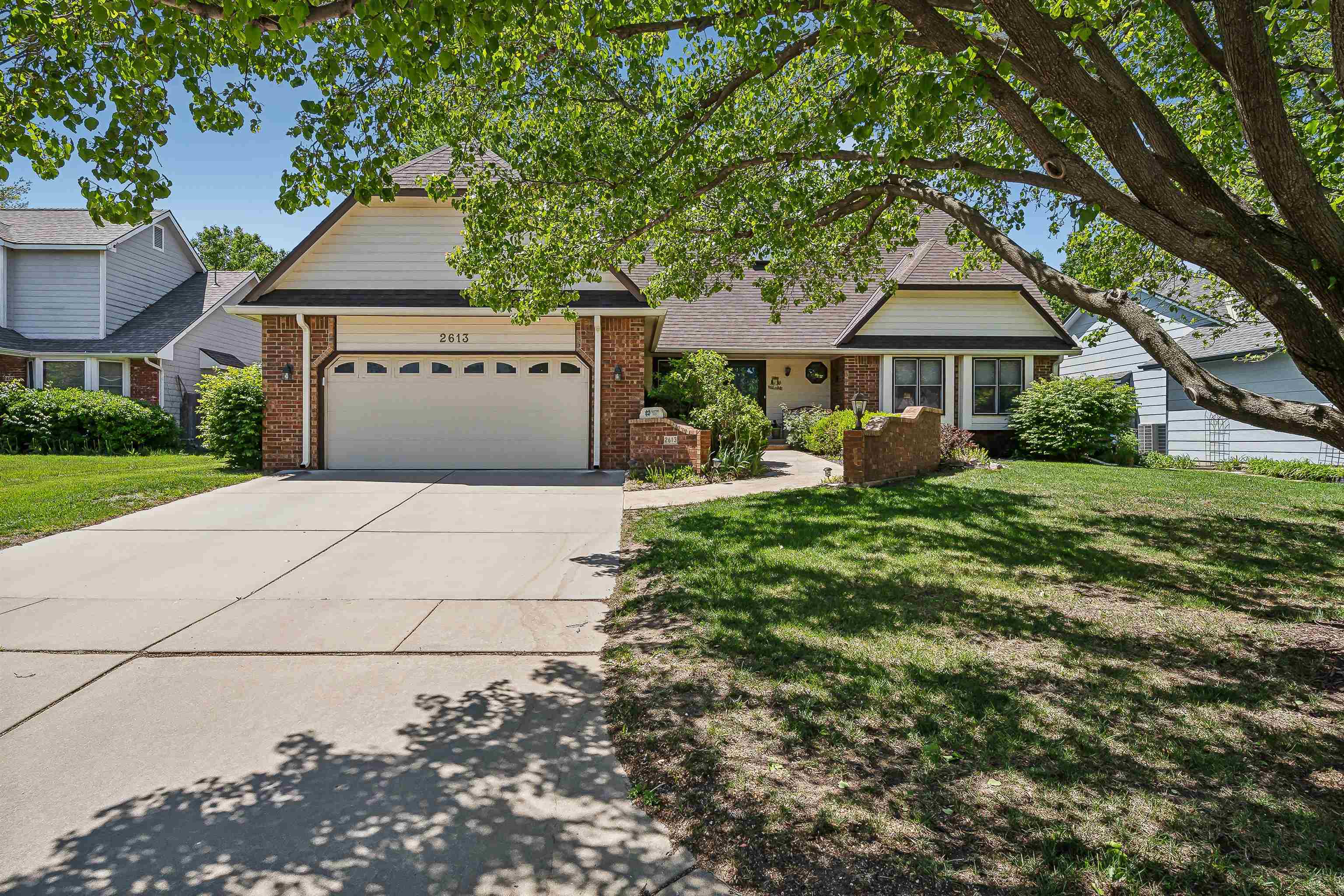 Property Photo:  2613 N Cranberry St  KS 67226 