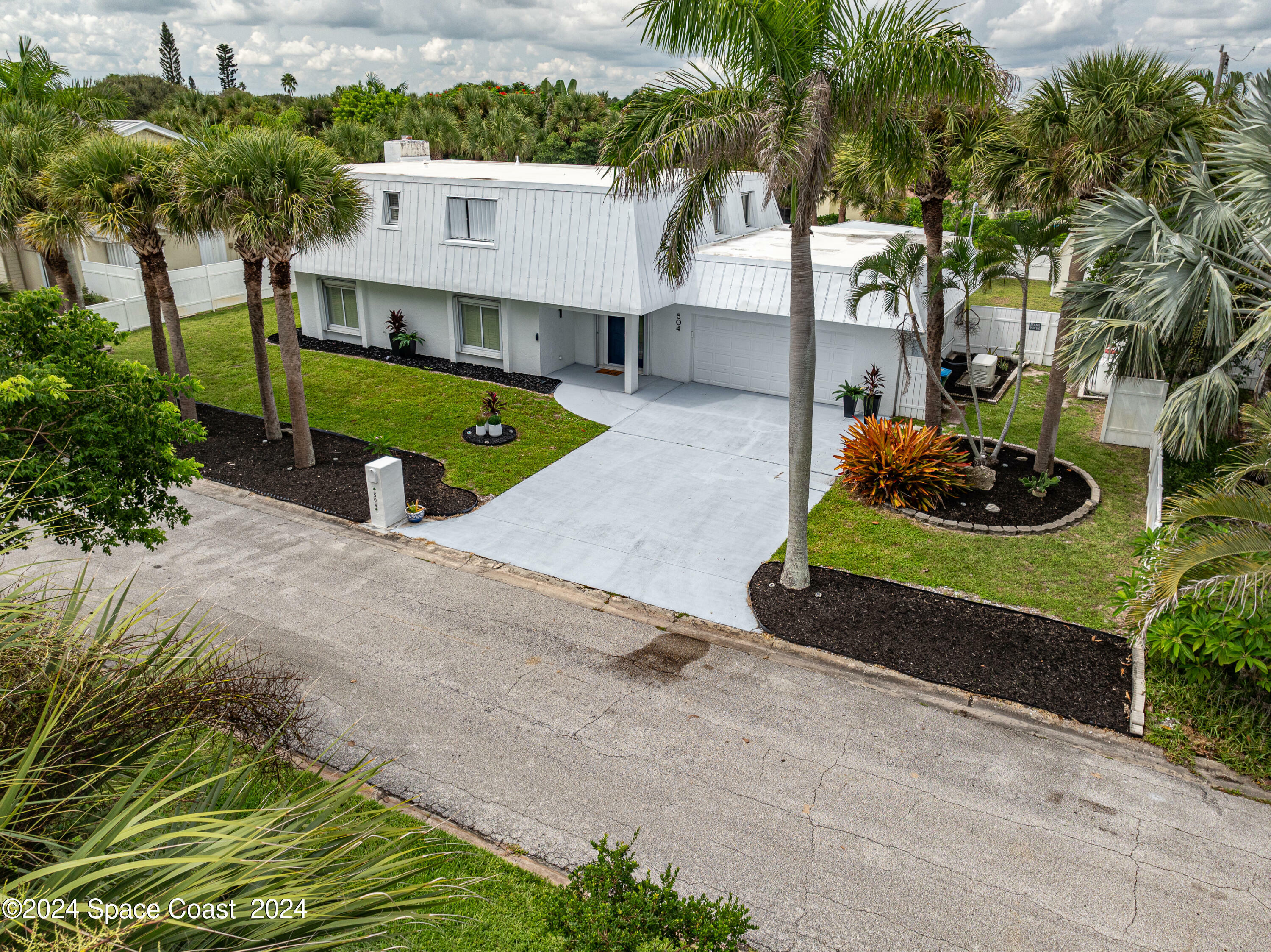 Property Photo:  504 Colony Street  FL 32951 