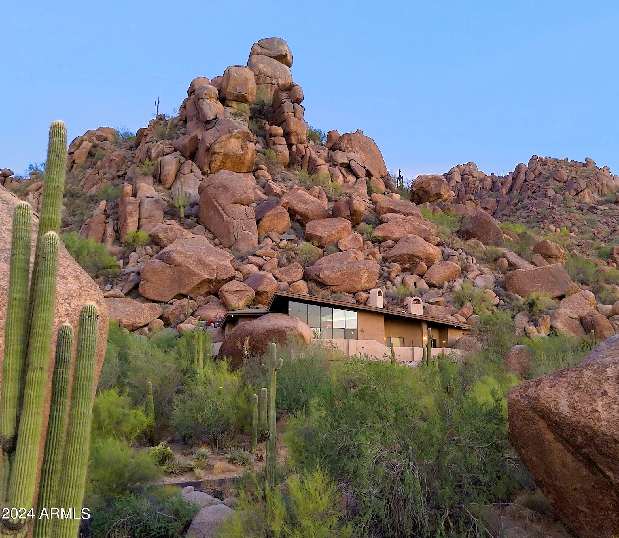 Property Photo: 6924 E Stagecoach Pass AZ 85377