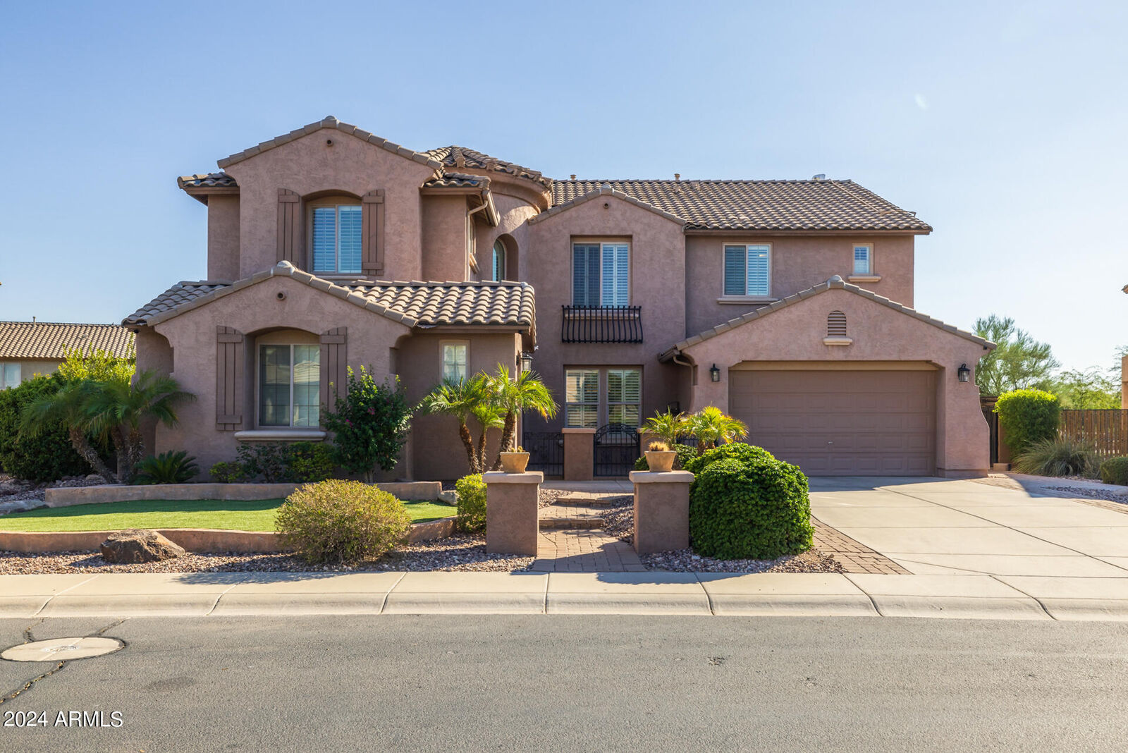Property Photo: 3280 N Emerald Creek Drive AZ 85132