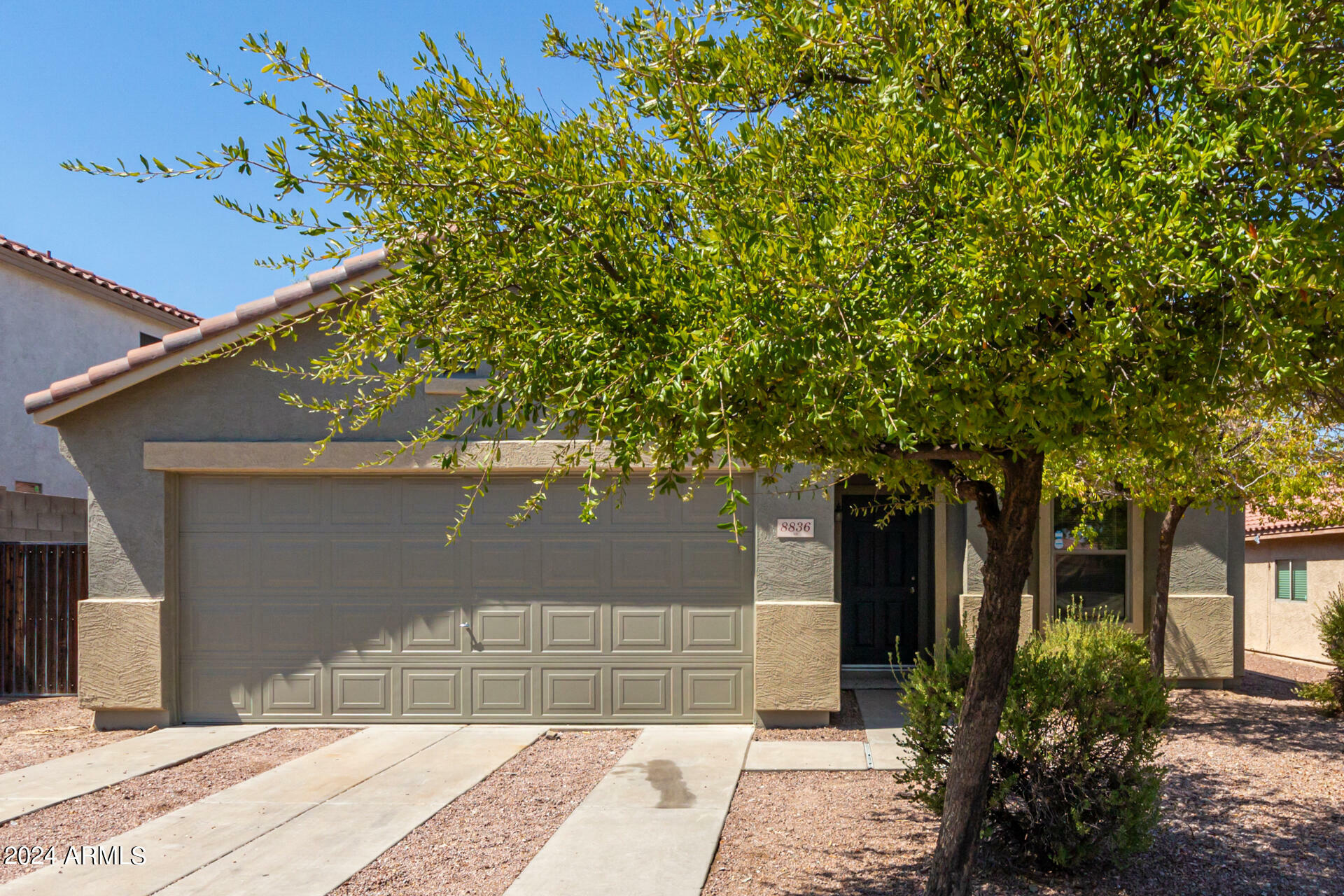 Property Photo:  8836 S 1st Street  AZ 85042 