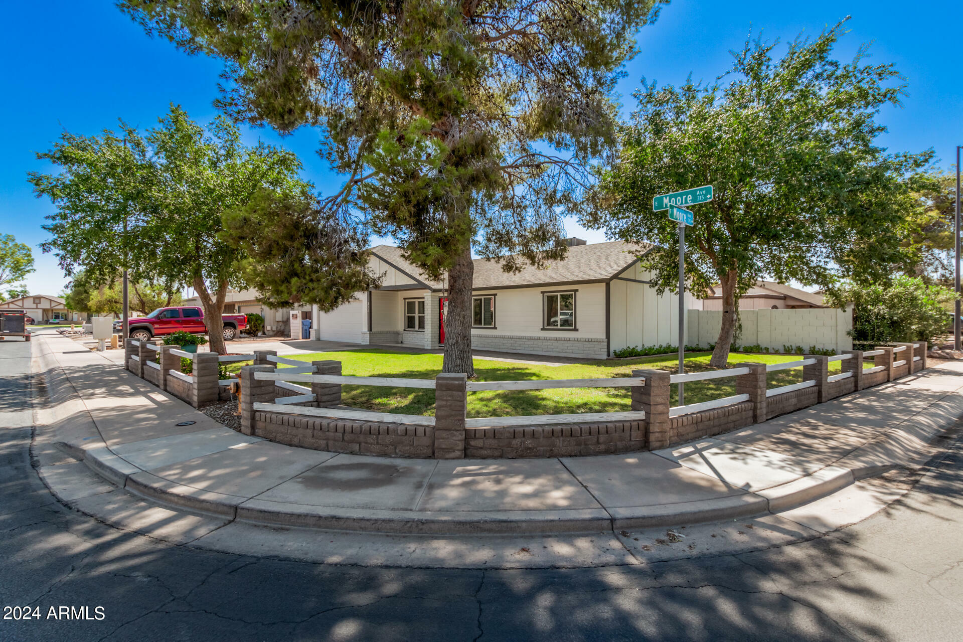 Property Photo:  311 E Moore Avenue  AZ 85234 