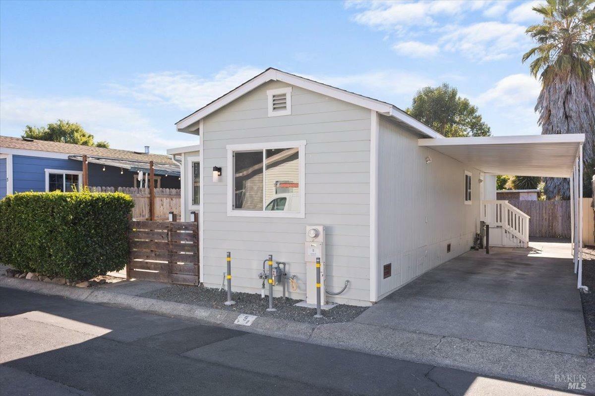 Property Photo:  5 Laredo Street  CA 94928 