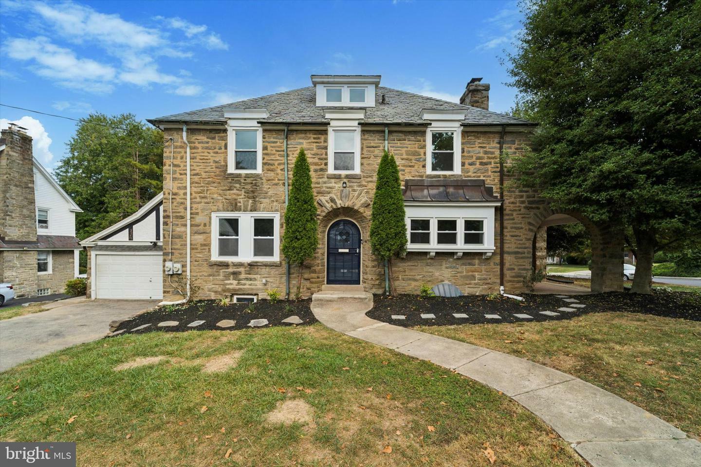 Property Photo:  3201 Highland Avenue  PA 19083 