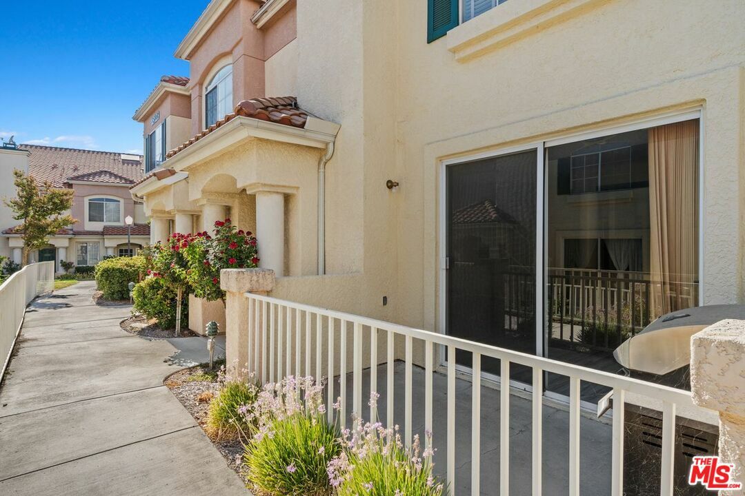 Property Photo:  18128   Flynn Dr 3304  CA 91387 