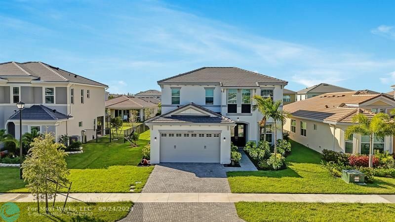 Property Photo:  15150 Courtland Court  FL 33470 