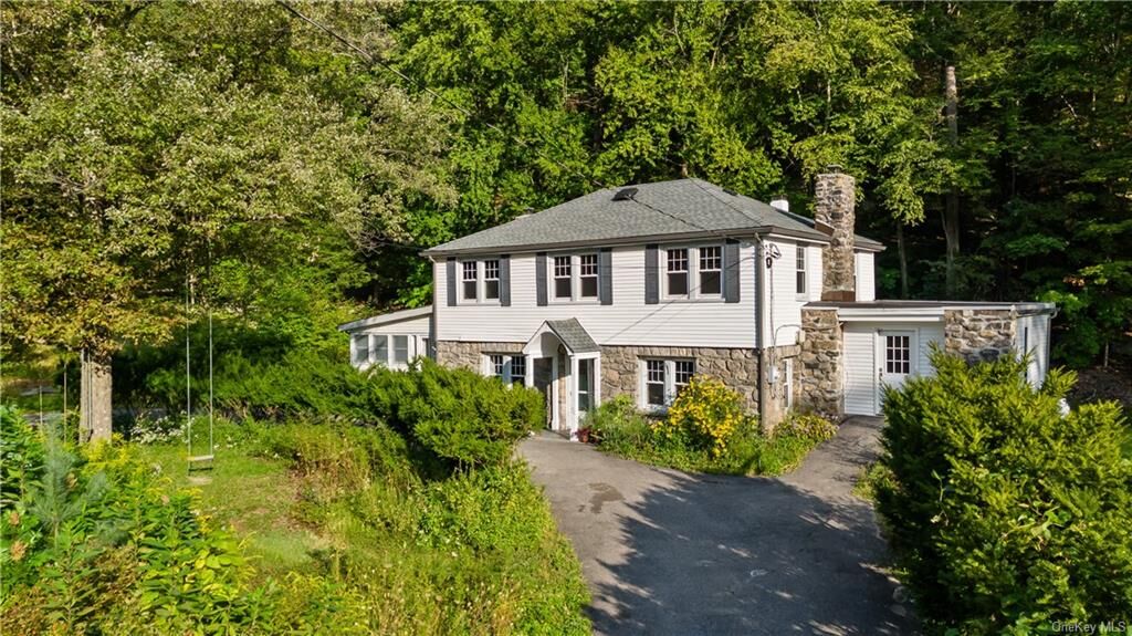 Property Photo:  246 Barrett Hill Road  NY 10541 