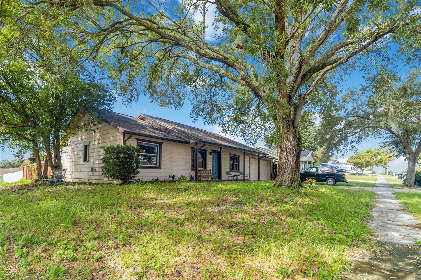 Property Photo:  6314 Undine Way  FL 32818 